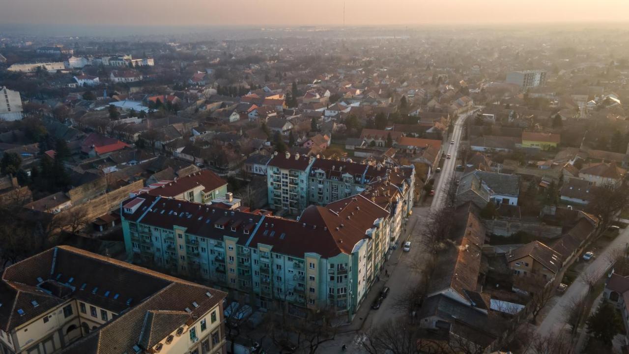 Aquarelle Apartment Суботица Экстерьер фото